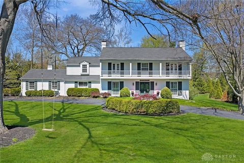 Photo of 7720 Chumani Lane, Cincinnati, OH 45243 (MLS # 956527)