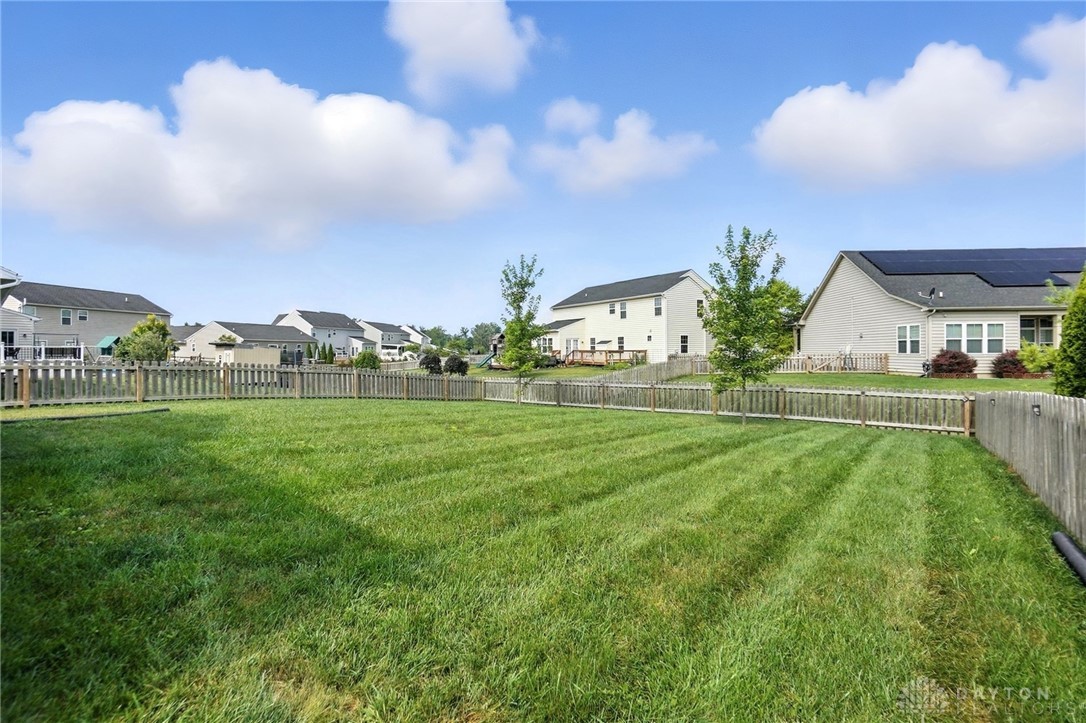 Tipp City, Ohio 45371, United States, 4 Bedrooms Bedrooms, ,3 BathroomsBathrooms,Residential,Active,172839