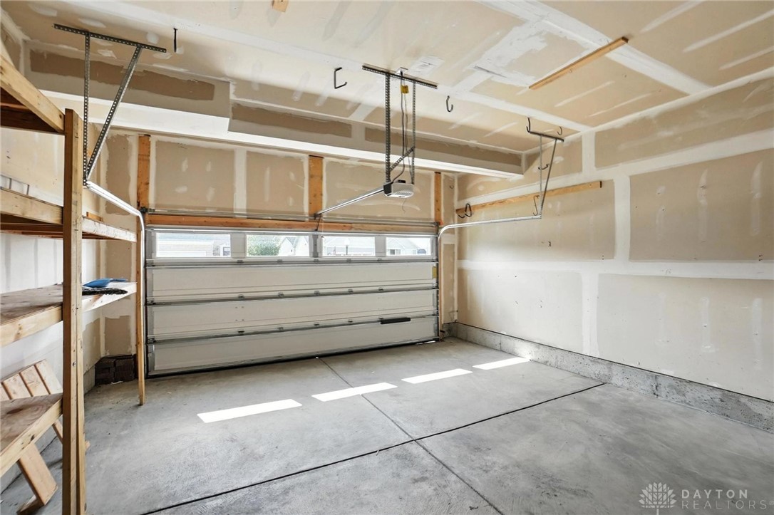 Tipp City, Ohio 45371, United States, 4 Bedrooms Bedrooms, ,3 BathroomsBathrooms,Residential,Active,172839