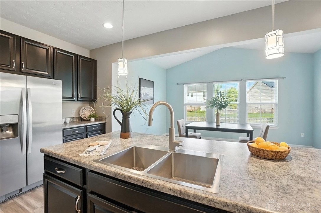 Tipp City, Ohio 45371, United States, 4 Bedrooms Bedrooms, ,3 BathroomsBathrooms,Residential,Active,172839