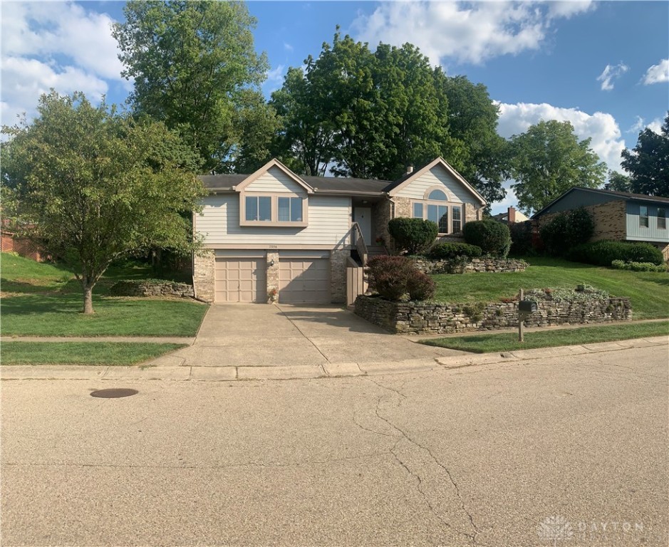 2356 Oakbark Street, Miamisburg, Ohio image 1