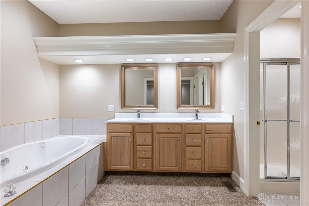 1361 Meadow Woods Court, Waynesville, Ohio image 31