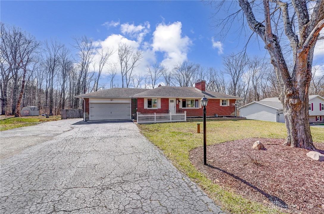 4231 Sunbeam Avenue, Beavercreek, Ohio image 1