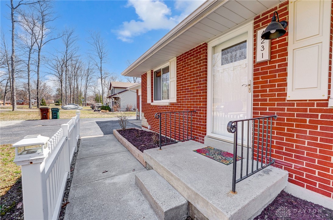 4231 Sunbeam Avenue, Beavercreek, Ohio image 5