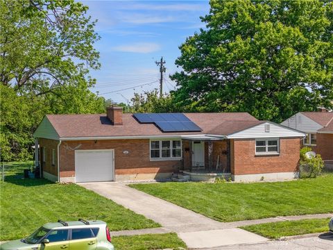 Homes For Sale - 2409 Elmo Place<br/> Middletown, OH 45042