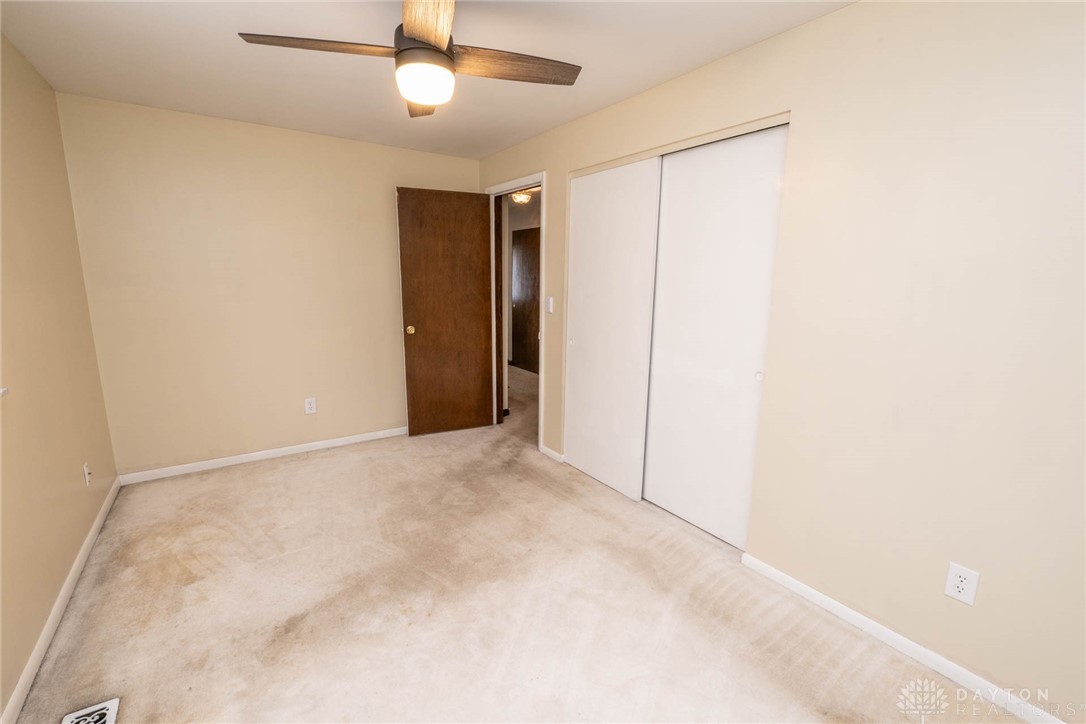 135 Coach Drive, Tipp City, Ohio image 22
