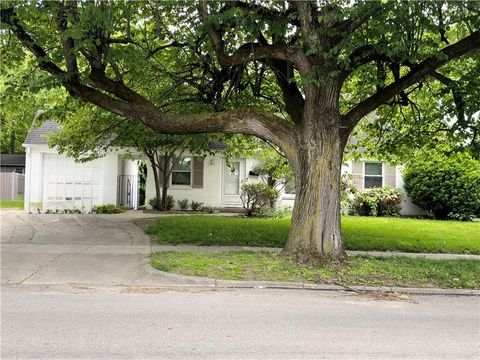 Photo of 540 Irving Avenue, Oakwood, OH 45409 (MLS # 959232)