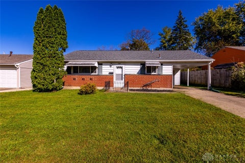 Homes For Sale - 5027 Hackett Drive<br/> Dayton, OH 45417