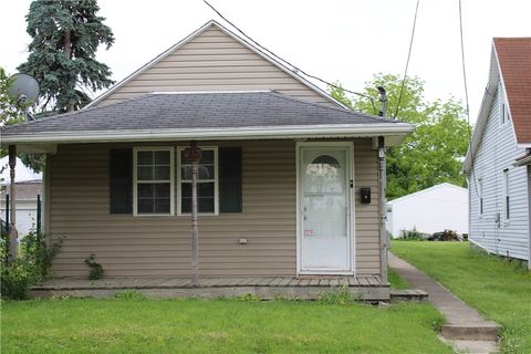 Homes For Sale - 317 S Miami Avenue<br/> Bradford, OH 45308