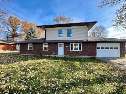 Photo of 550 N Maple Street, Eldorado, OH 45321 (MLS # 948772)