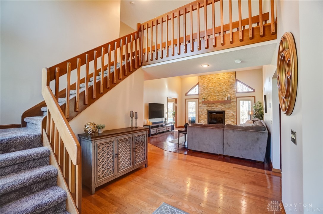 845 Wind Bluff Point, Springboro, Ohio image 7