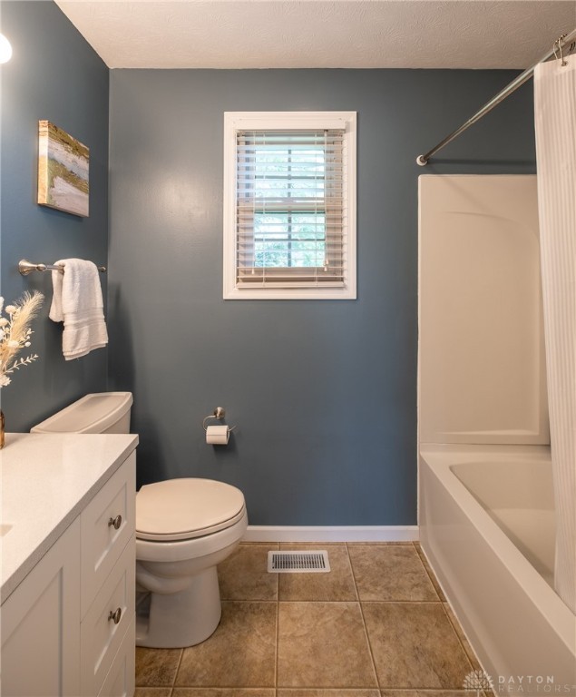 329 Kenderton Trail, Beavercreek, Ohio image 27