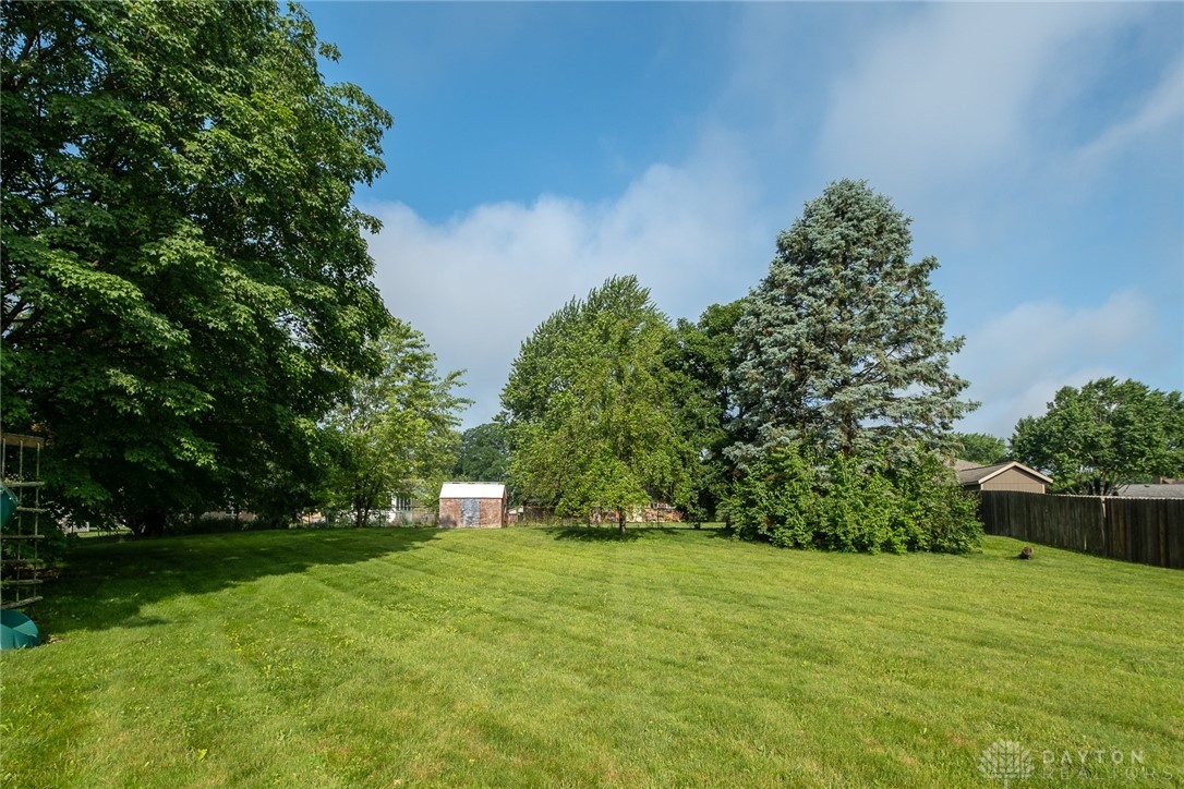 329 Kenderton Trail, Beavercreek, Ohio image 38