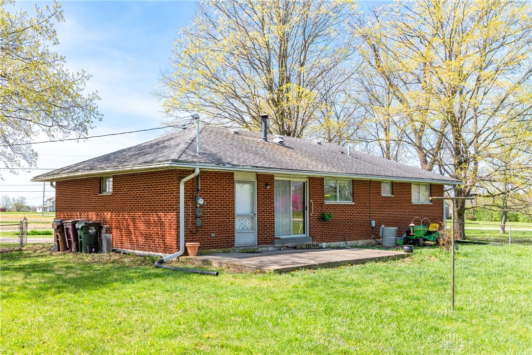 9915 Little Richmond Road, Brookville, Ohio image 35