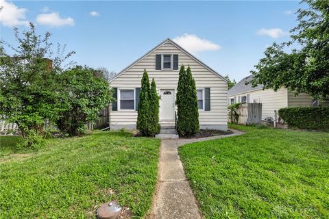 Photo of 419 Haskins Avenue, Dayton, OH 45420 (MLS # 957532)