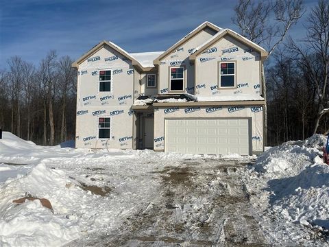 Photo of 301 Autumn Court, Englewood, OH 45322 (MLS # 951576)