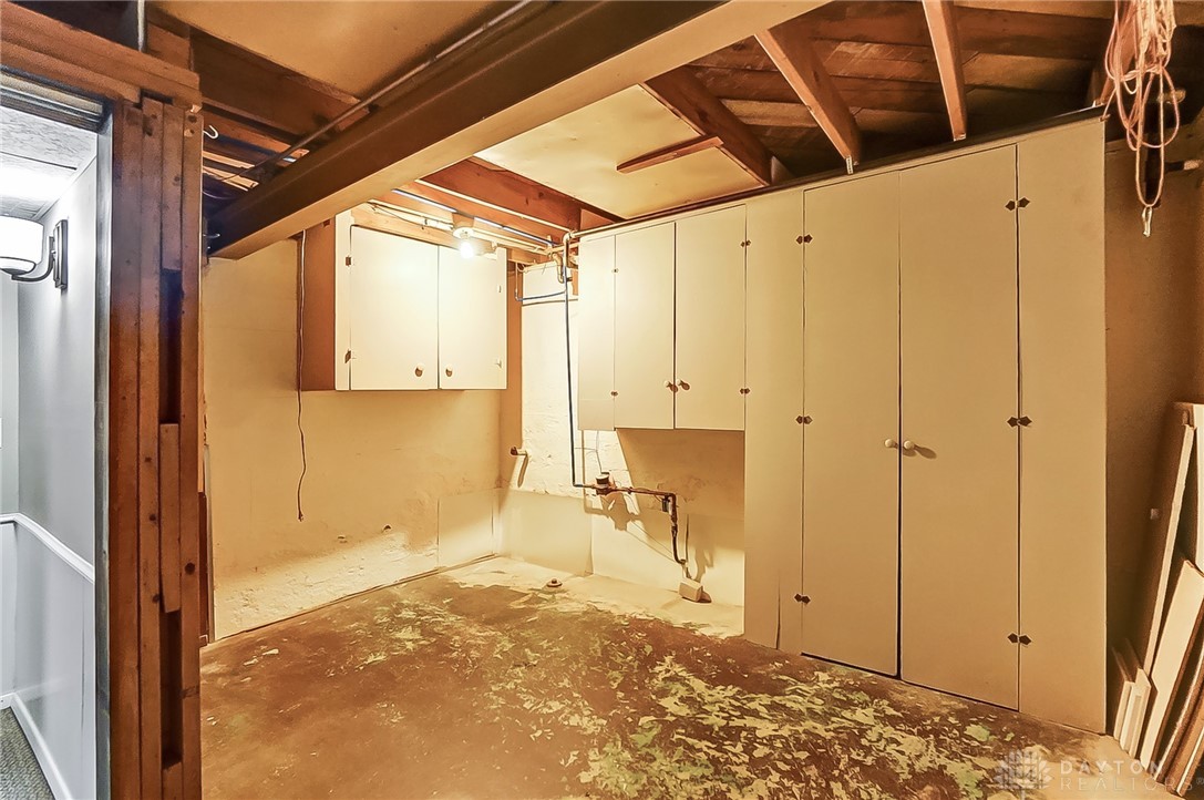 115 Canterbury Drive, Kettering, Ohio image 37