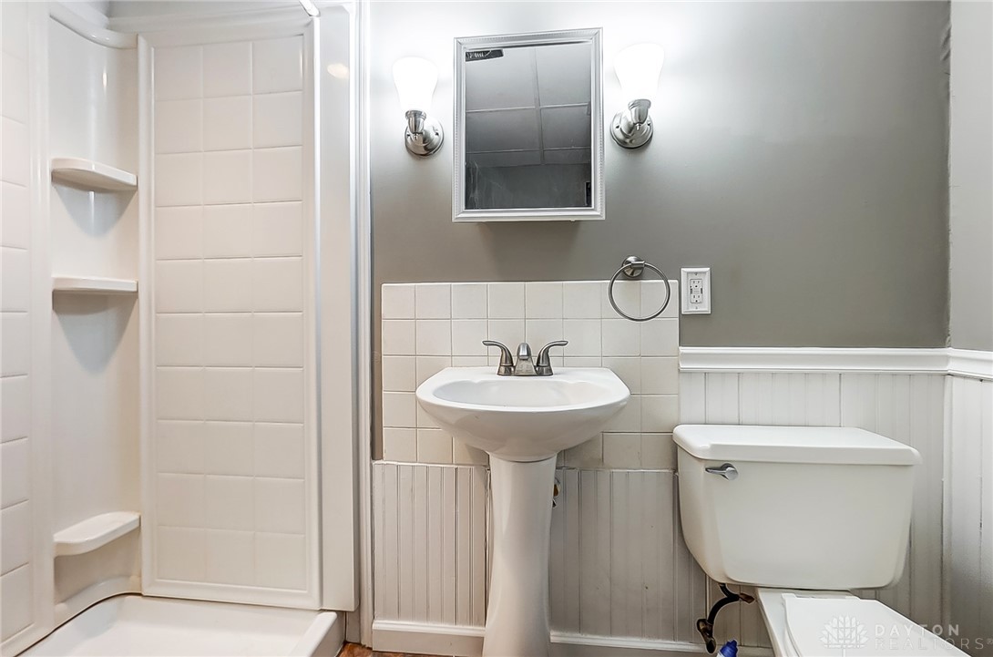 115 Canterbury Drive, Kettering, Ohio image 32