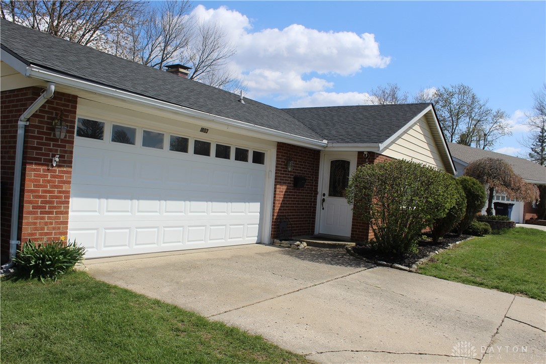 1803 Wilshire Drive, Piqua, Ohio image 4