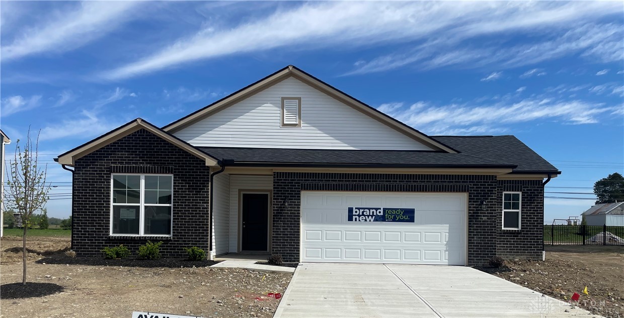 107 Autumn Maple Lane, Brookville, Ohio image 1