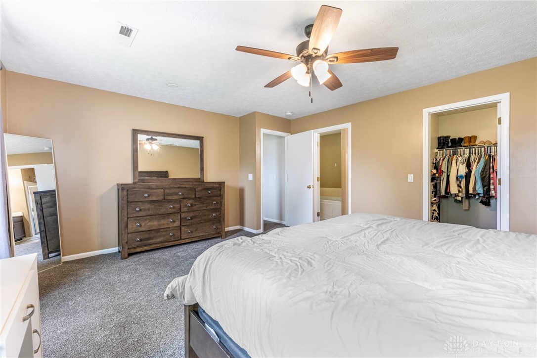 4333 Dobbin Circle, Dayton, Ohio image 18