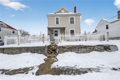 Photo of 96 Notre Dame Avenue, Dayton, OH 45404 (MLS # 951612)