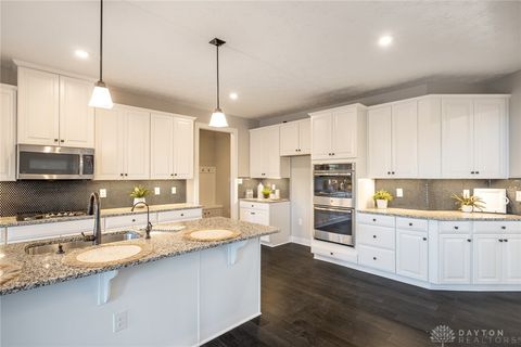 Tiny photo for 861 Acorn Drive, Sugarcreek Twp, OH 45440 (MLS # 945207)