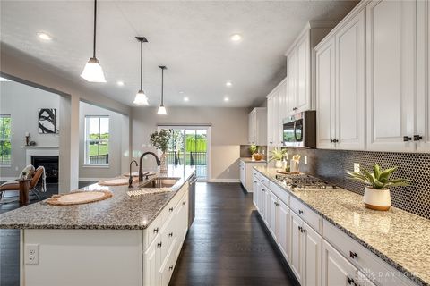 Tiny photo for 861 Acorn Drive, Sugarcreek Twp, OH 45440 (MLS # 945207)