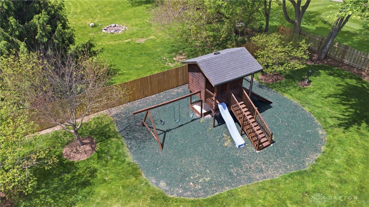 Tipp City, Ohio, 45371, United States, 5 Bedrooms Bedrooms, ,4 BathroomsBathrooms,Residential,Active,2052134