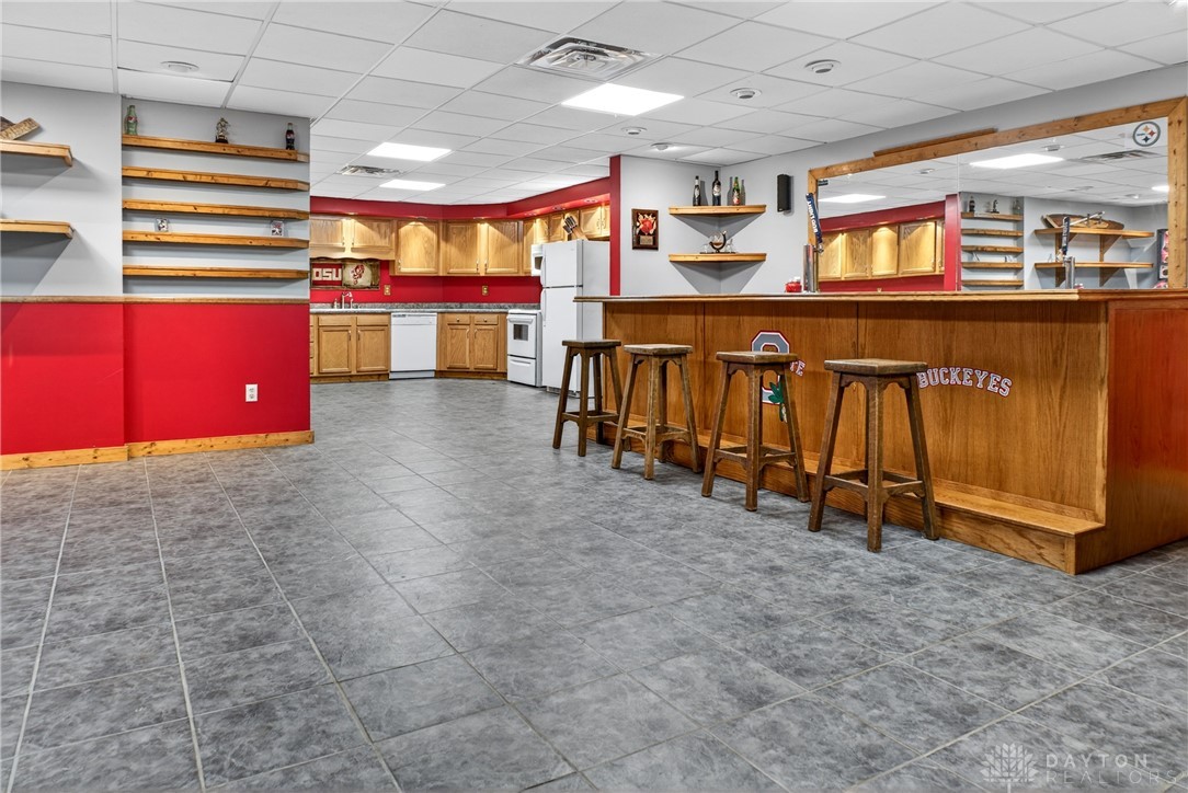 Tipp City, Ohio, 45371, United States, 5 Bedrooms Bedrooms, ,4 BathroomsBathrooms,Residential,Active,2052134