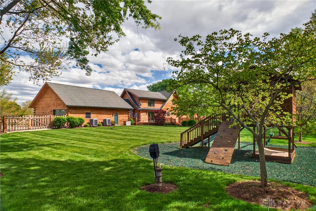 Tipp City, Ohio, 45371, United States, 5 Bedrooms Bedrooms, ,4 BathroomsBathrooms,Residential,Active,2052134