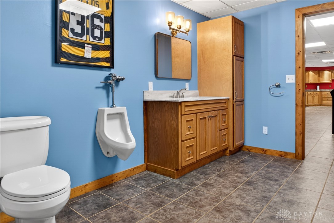 Tipp City, Ohio, 45371, United States, 5 Bedrooms Bedrooms, ,4 BathroomsBathrooms,Residential,Active,2052134