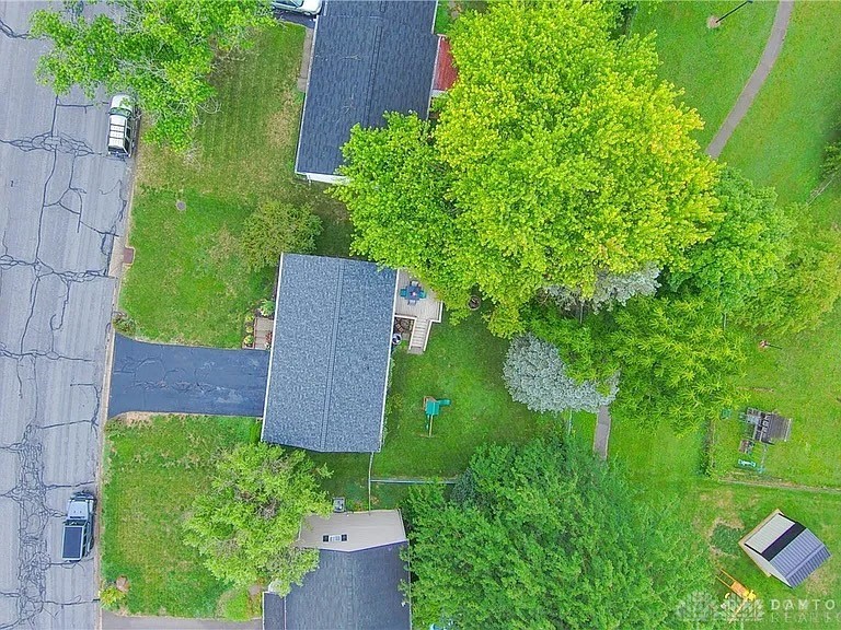 826 W Martindale Road, Englewood, Ohio image 9
