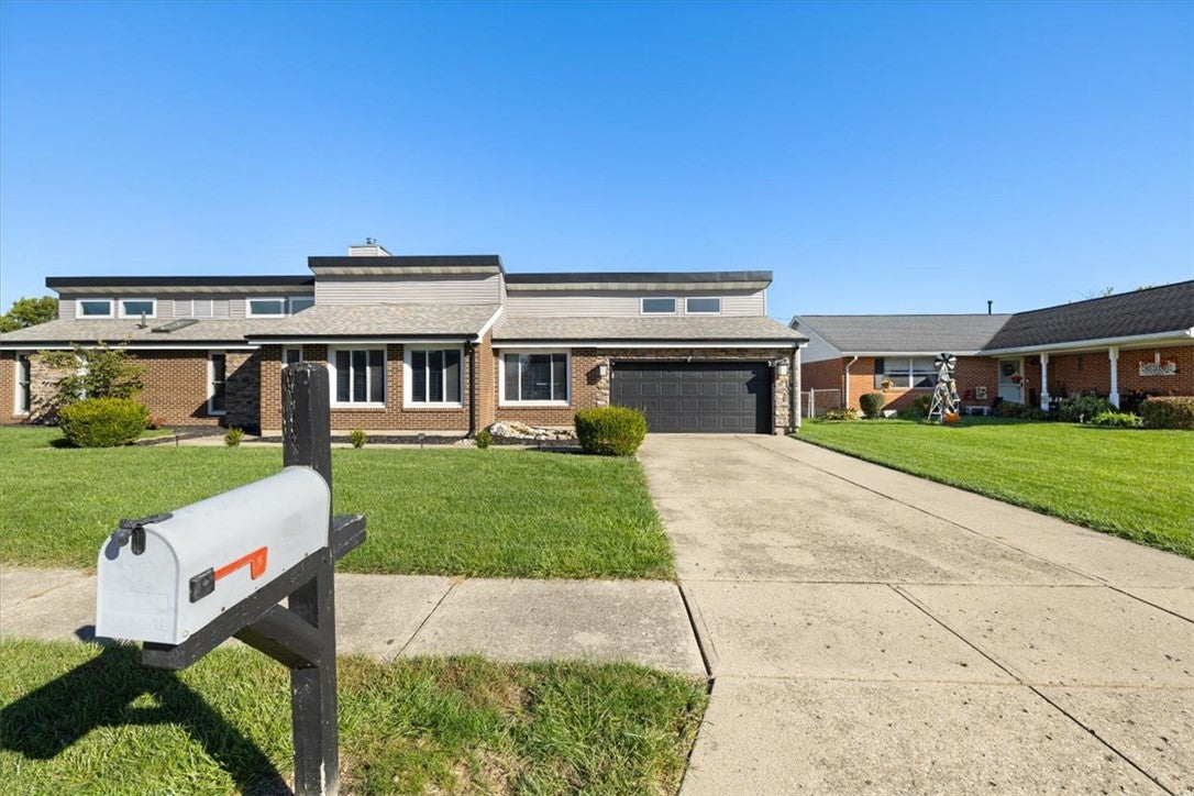 1700 Elaina Drive