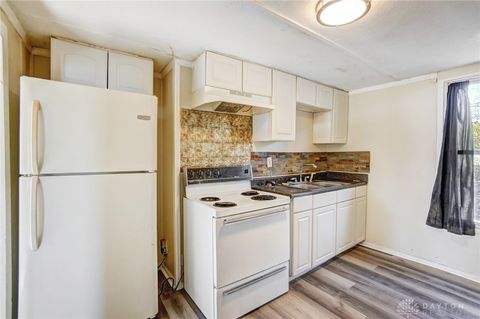 Tiny photo for 2150 Kensington Drive, Dayton, OH 45406 (MLS # 944980)