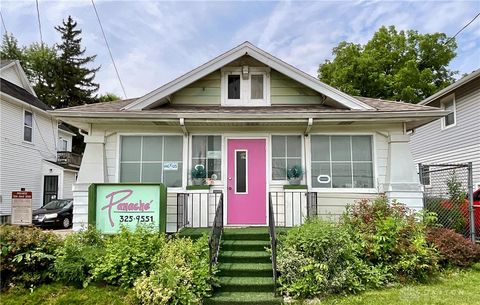 Photo of 115 S Burnett Road, Springfield, OH 45505 (MLS # 952098)