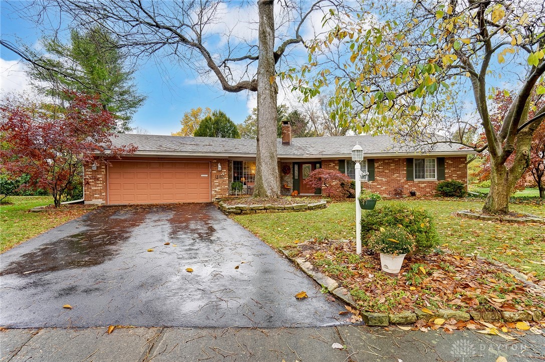 5157 Oak Tree Drive, Kettering, Ohio image 1