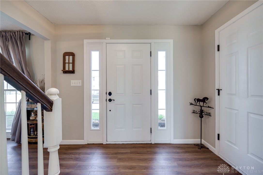 235 Mcdaniels Lane, Springboro, Ohio image 3