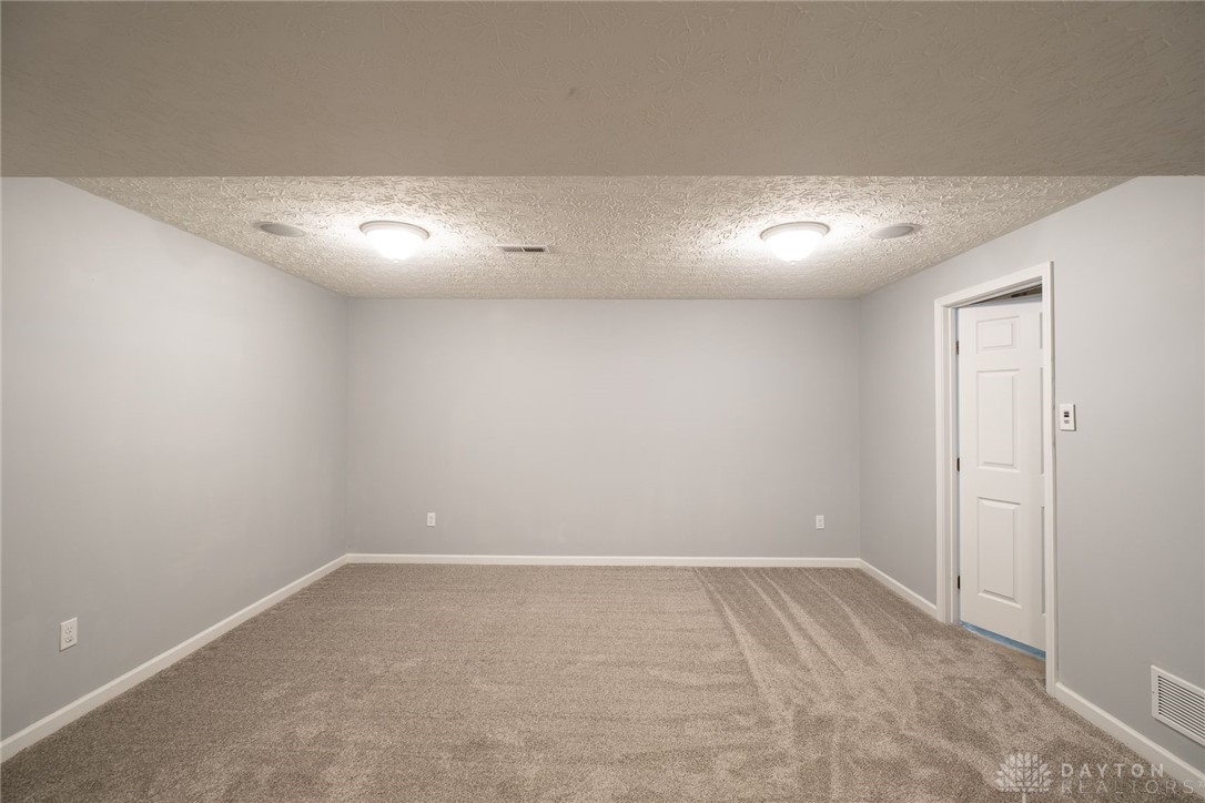 2398 Gerard Court, Fairborn, Ohio image 30