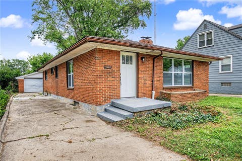 Photo for 804 Oakleaf Drive