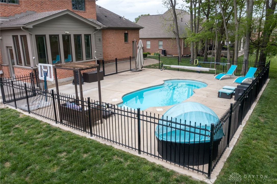 Springboro, Ohio 45066, United States, 4 Bedrooms Bedrooms, ,4 BathroomsBathrooms,Residential,Active,128904