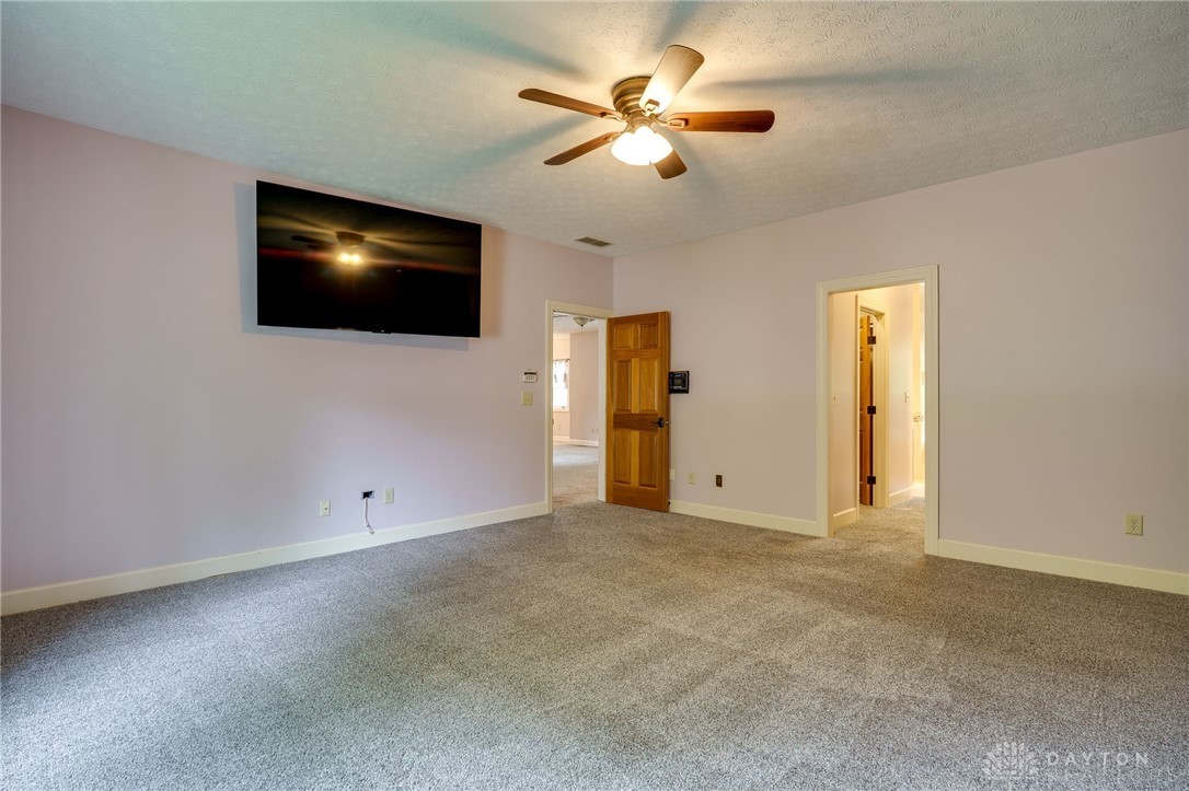 785 Heatherwoode Circle, Springboro, Ohio image 27
