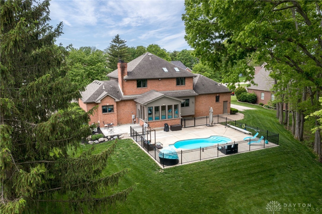 Springboro, Ohio 45066, United States, 4 Bedrooms Bedrooms, ,4 BathroomsBathrooms,Residential,Active,128904