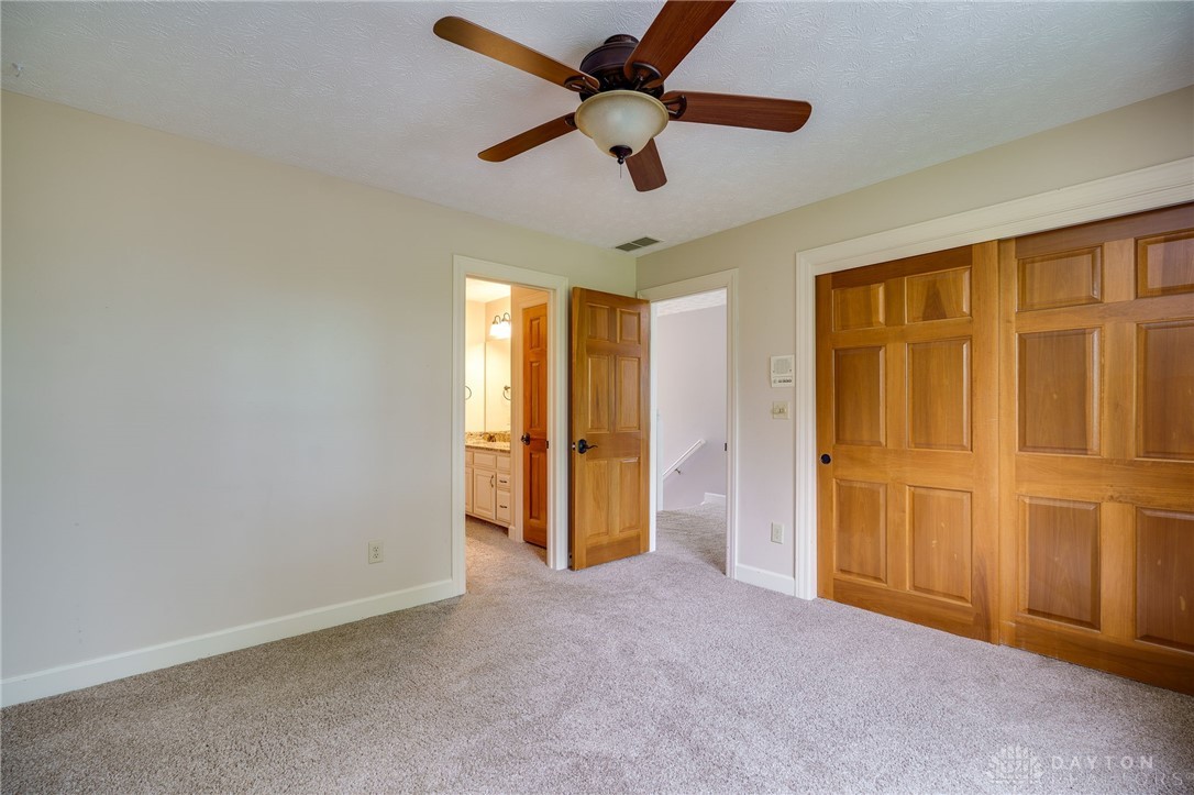 785 Heatherwoode Circle, Springboro, Ohio image 41