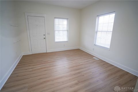 Tiny photo for 1212 Pine Street, Middletown, OH 45044 (MLS # 945163)