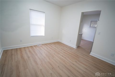 Tiny photo for 1212 Pine Street, Middletown, OH 45044 (MLS # 945163)