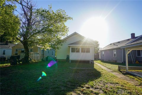 Tiny photo for 1212 Pine Street, Middletown, OH 45044 (MLS # 945163)