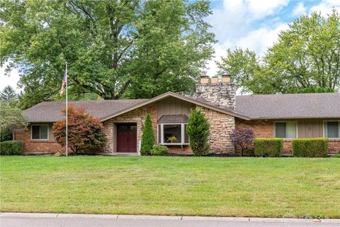 Photo of 5417 Red Coach Road, Centerville, OH 45429 (MLS # 943872)