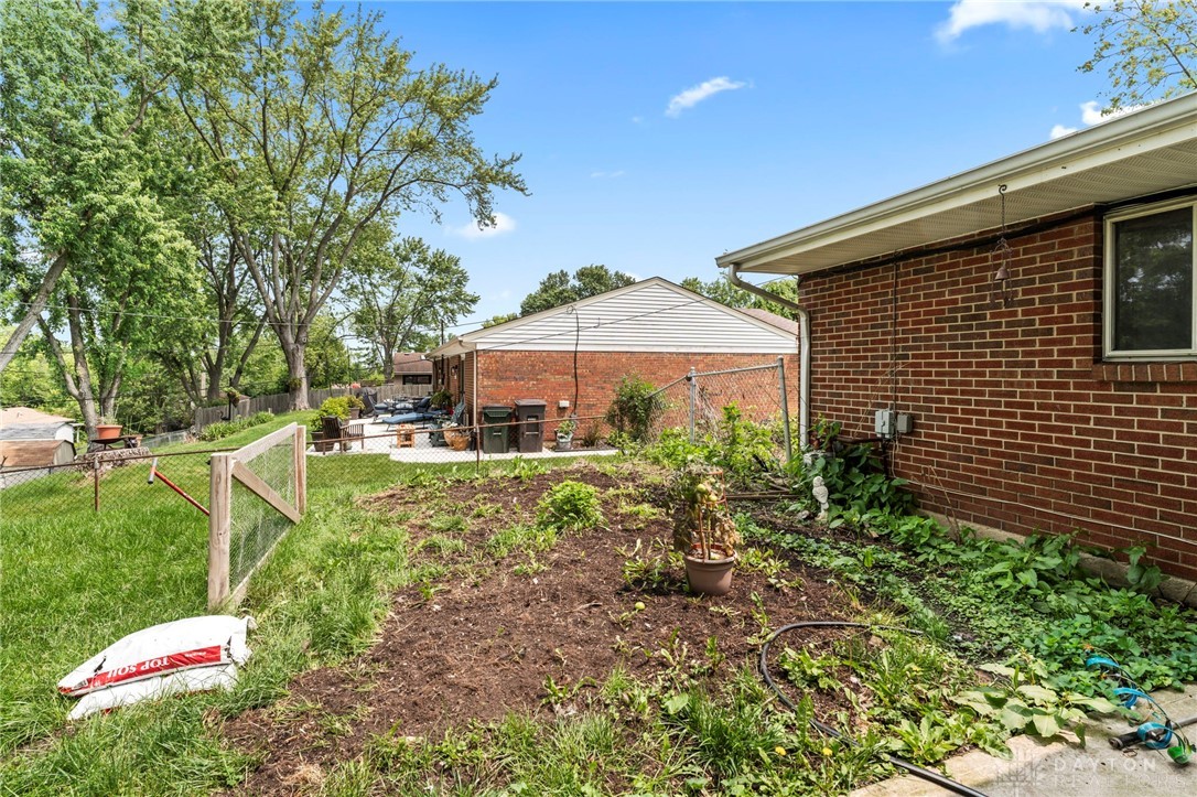 765 Cransberry Drive, Dayton, Ohio image 41