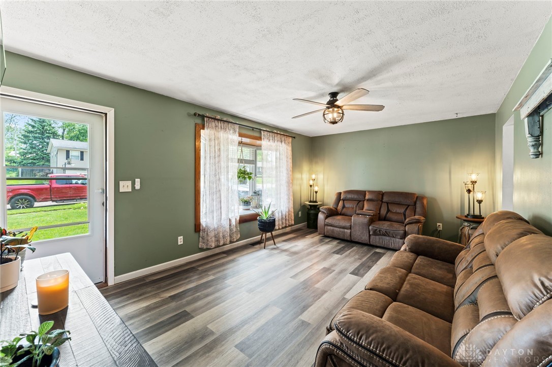 765 Cransberry Drive, Dayton, Ohio image 8